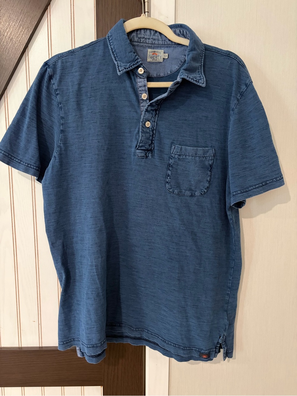 Faherty Polo Shirt Mens Lg Blue Short Sleeve 100% Cotton Pocket Relaxed